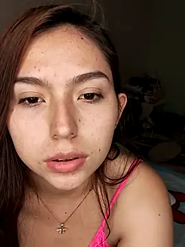 Snapshot of Vittoria_Rose chatting on 14, 11, 2025 Vittoria Rose online show from 14, 11, 2025