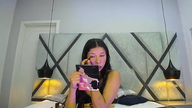 MelanyVelvet online show from 19, 11, 2025