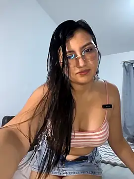 ValenKiss online show from 3, 2, 2026