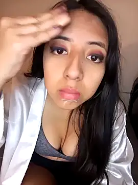 Isabella 175 online show from 12, 11, 2025