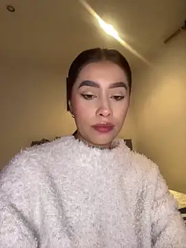 Snapshot of lauren_clauz chatting on 6, 4, 2026 lauren clauz online show from 6, 4, 2026