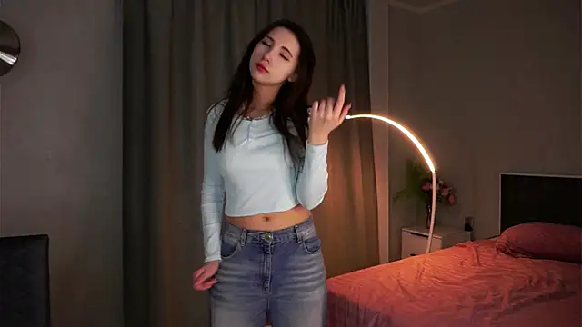 NanceeWestaway online show from 27, 11, 2025