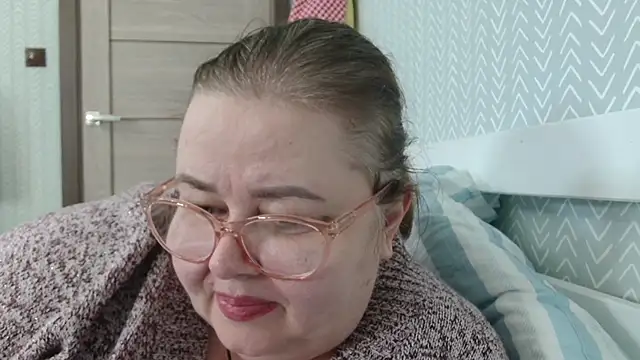 Snapshot of Natali-Gucci chatting on 25, 11, 2025 Natali-Gucci online show from 25, 11, 2025