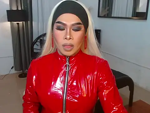 AlluringEmerald online show from 2, 2, 2026