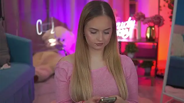 ElyssawetXX online show from 5, 3, 2026