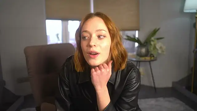 LucreciaAsters online show from 16, 11, 2025