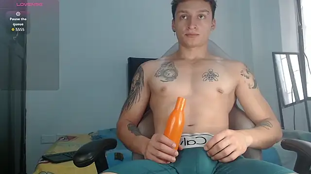 Snapshot of ArthurPhoenixx chatting on 6, 2, 2026 ArthurPhoenixx online show from 6, 2, 2026