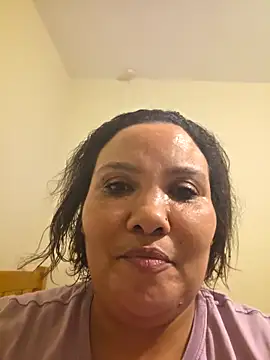 Curvy-Nthabi X online show from 11, 11, 2025