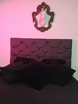 StephanieMadison online show from 19, 11, 2025