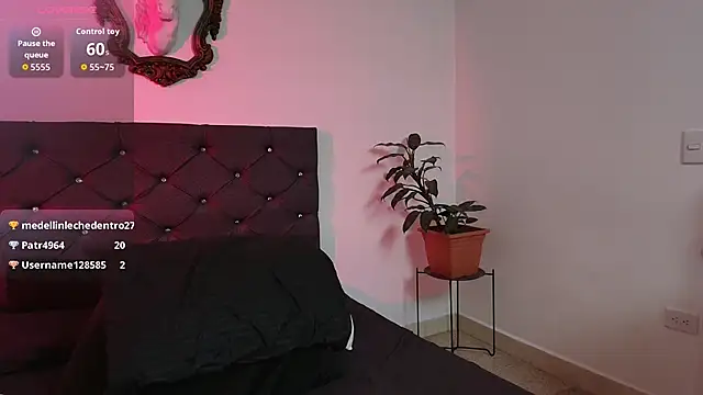 StephanieMadison online show from 20, 11, 2025