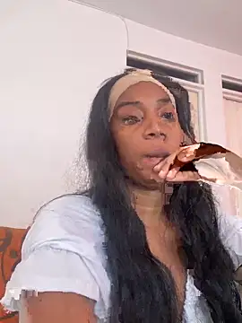 Snapshot of AishaOwens chatting on 11, 3, 2026 AishaOwens online show from 11, 3, 2026