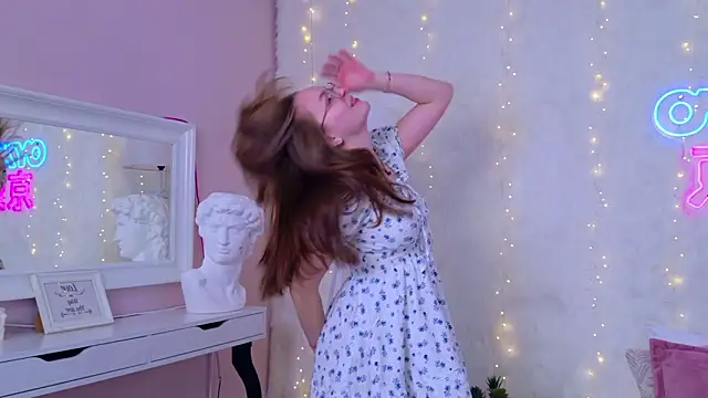 MadisonSmitt online show from 3, 2, 2026