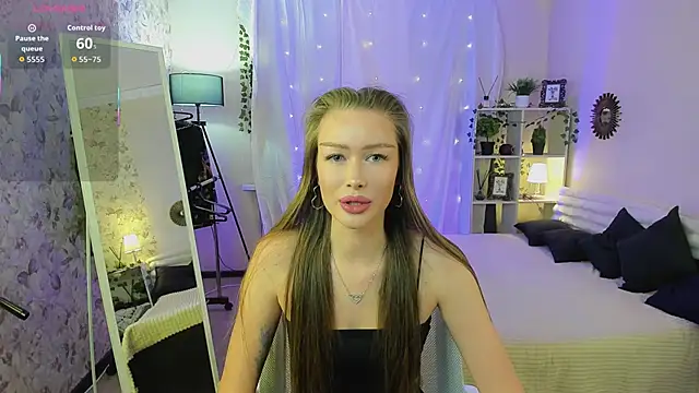 LinaMikaya online show from 11, 2, 2026