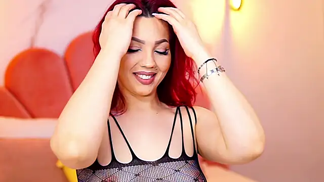 Scarlett Veyra online show from 3, 12, 2025