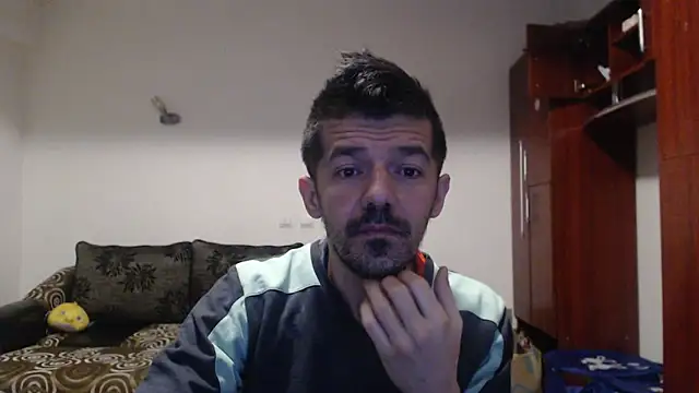 Snapshot of Dale_E chatting on 18, 12, 2024 Dale E online show from 18, 12, 2024