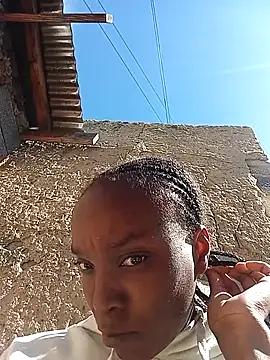 Beverlygurlx6 online show from 16, 2, 2026