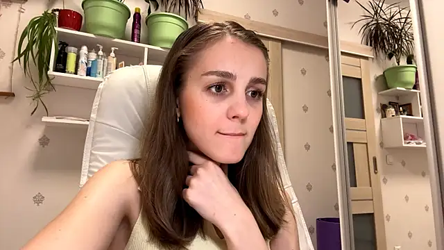 Snapshot of SweetieKatie chatting on 14, 11, 2025 SweetieKatie online show from 14, 11, 2025