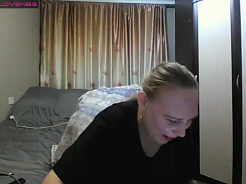 Snapshot of JenniDeep chatting on 9, 3, 2026 JenniDeep online show from 9, 3, 2026