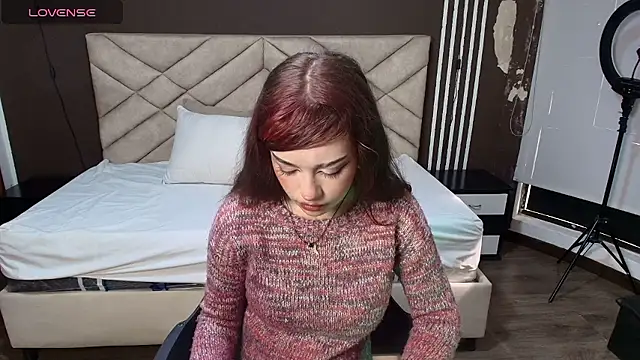 Laracooper  online show from 8, 1, 2026