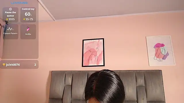 Snapshot of Ailyn-8 chatting on 18, 11, 2025 Ailyn-8 online show from 18, 11, 2025