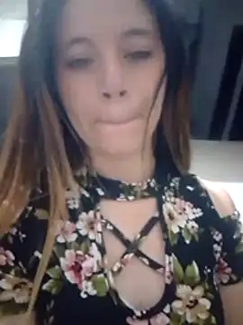 Snapshot of dayanarrb chatting on 18, 11, 2025 dayanarrb online show from 18, 11, 2025