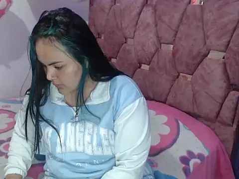 Snapshot of sammy_1211 chatting on 17, 11, 2025 sammy 1211 online show from 17, 11, 2025