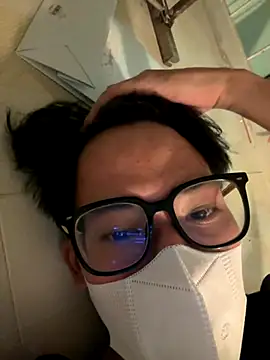 Snapshot of MEFUN- chatting on 18, 11, 2025 MEFUN- online show from 18, 11, 2025