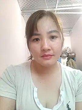 Little-Red123 online show from 17, 11, 2025