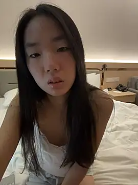 Snapshot of TinyBabe chatting on 20, 11, 2025 TinyBabe online show from 20, 11, 2025