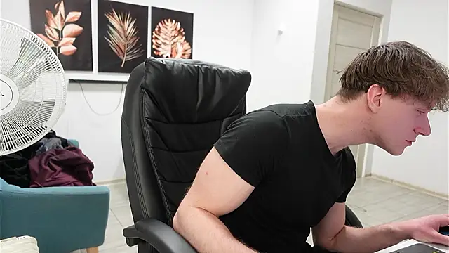 Snapshot of Charles_Dreams chatting on 3, 2, 2026 Charles Dreams online show from 3, 2, 2026