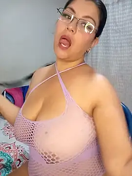 CelesteAlvarez1989 online show from 23, 12, 2025