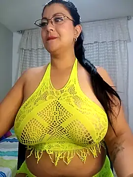 CelesteAlvarez1989 online show from 1, 2, 2026