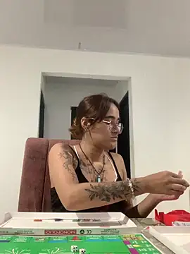 Snapshot of Aley_14 chatting on 15, 11, 2025 Aley 14 online show from 15, 11, 2025