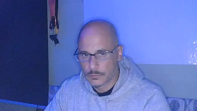 Snapshot of Marck_80 chatting on 15, 11, 2025 Marck 80 online show from 15, 11, 2025