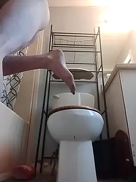 Snapshot of dickencidr chatting on 6, 2, 2026 dickencidr online show from 6, 2, 2026