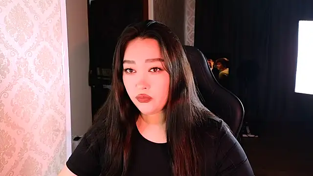 Emma Uilson online show from 20, 11, 2025