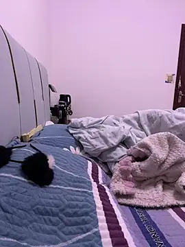 Yezi-a online show from 7, 2, 2026