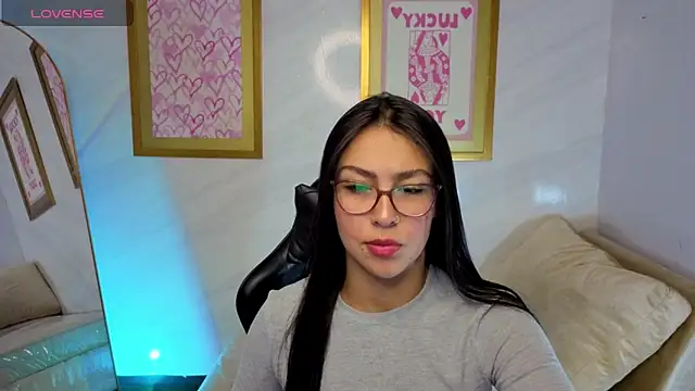 Maleja v  online show from 26, 11, 2025