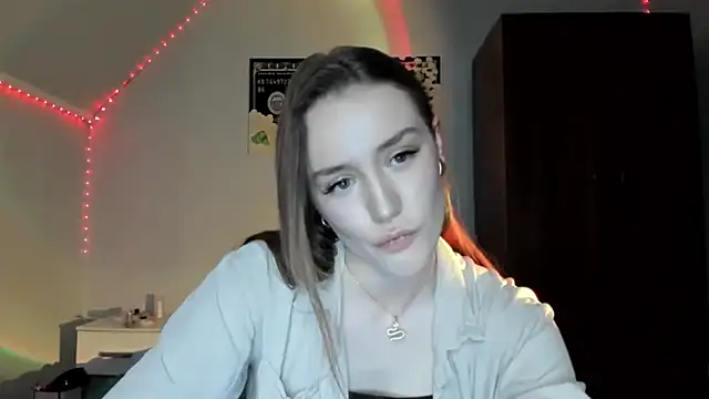 tinyglow online show from 4, 12, 2025