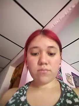 Snapshot of AphroditeHearts chatting on 21, 11, 2025 AphroditeHearts online show from 21, 11, 2025