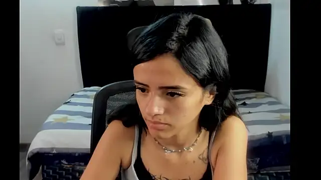 Candy  Girll18 online show from 22, 3, 2026