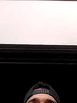 Snapshot of Davidgnzz1993 chatting on 15, 11, 2025 Davidgnzz1993 online show from 15, 11, 2025