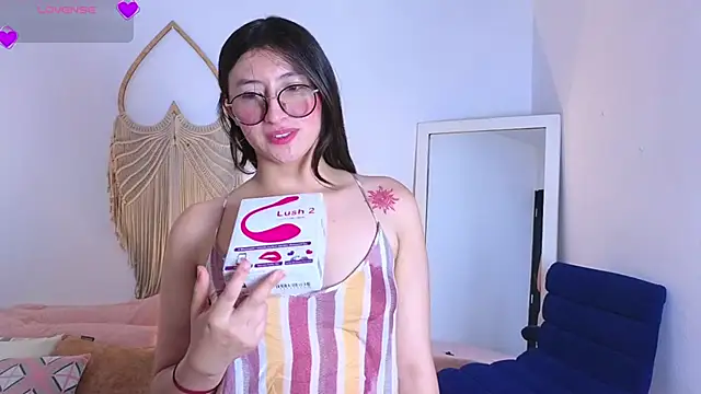 Snapshot of ChaosDoll__ chatting on 19, 12, 2025 ChaosDoll online show from 19, 12, 2025