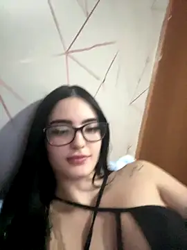 Snapshot of vamp1331 chatting on 15, 11, 2025 vamp1331 online show from 15, 11, 2025