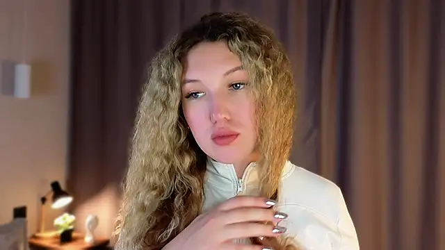 SueHolt online show from 18, 11, 2025