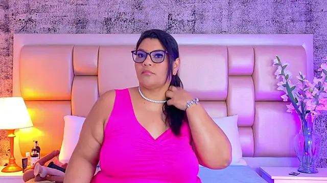 SelennaCooper online show from 5, 3, 2026