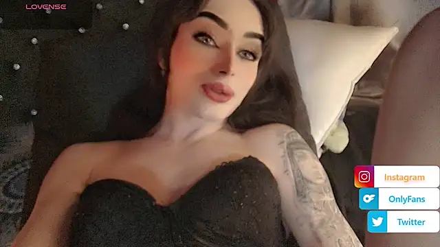 Snapshot of Baby_luxury chatting on 1, 12, 2025 Baby luxury online show from 1, 12, 2025