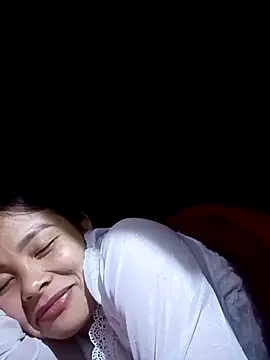 Snapshot of mon1-day chatting on 17, 11, 2025 mon1-day online show from 17, 11, 2025