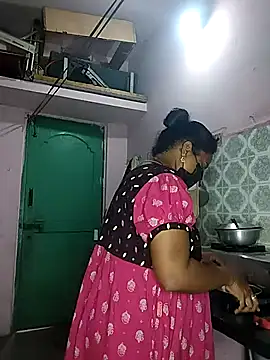 Snapshot of Tamil_devagi chatting on 12, 2, 2026 Tamil devagi online show from 12, 2, 2026