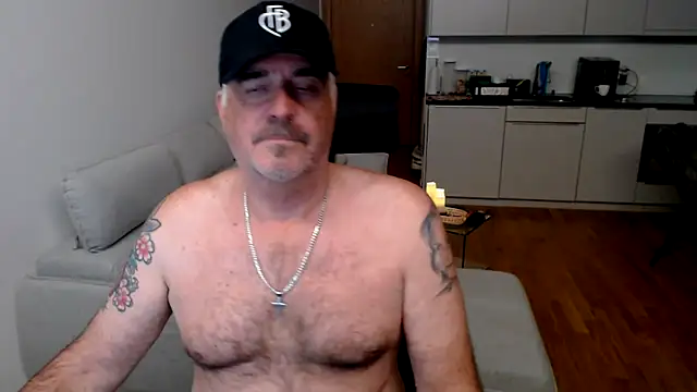 Buidapest online show from 18, 11, 2025